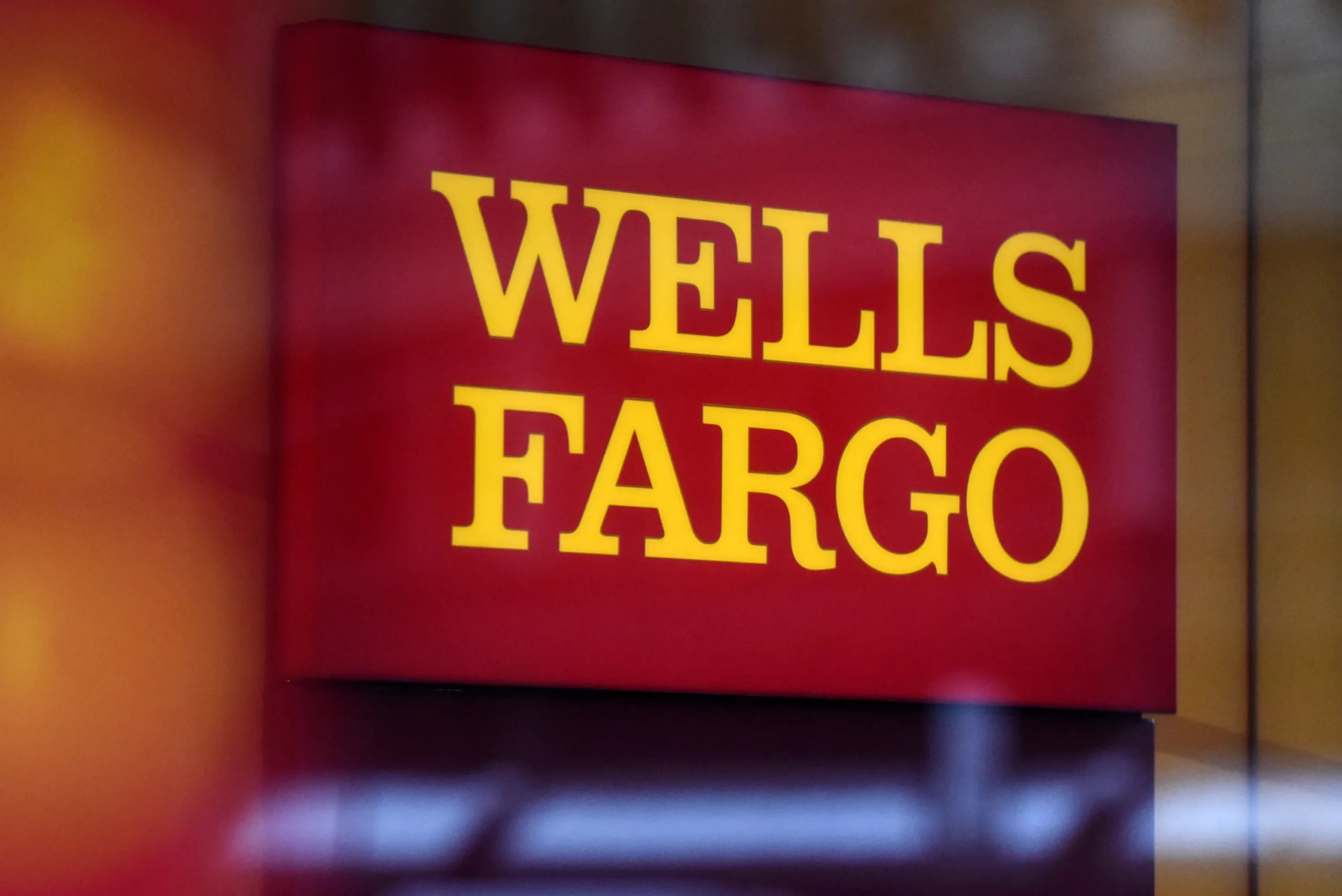 wells fargo stock